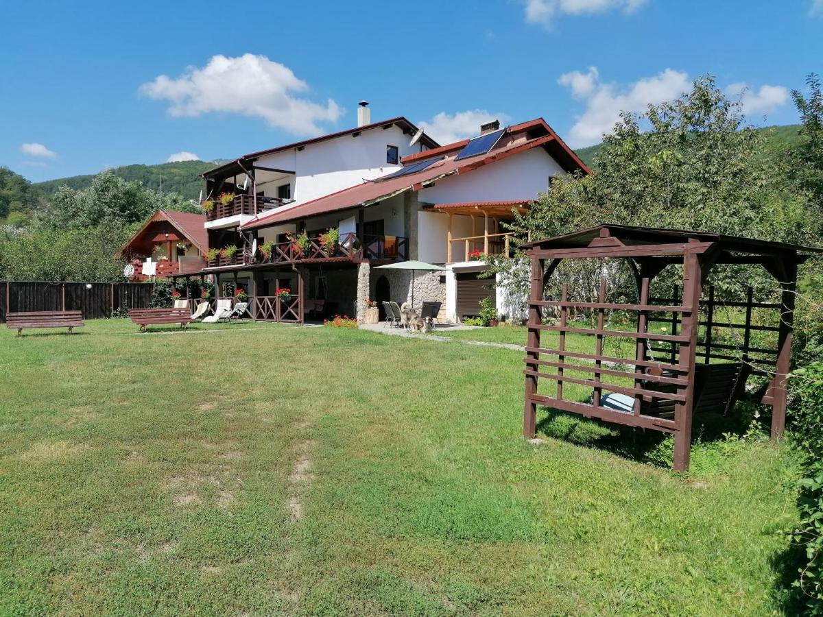 Cabana Poiana Galdei Bagian luar foto