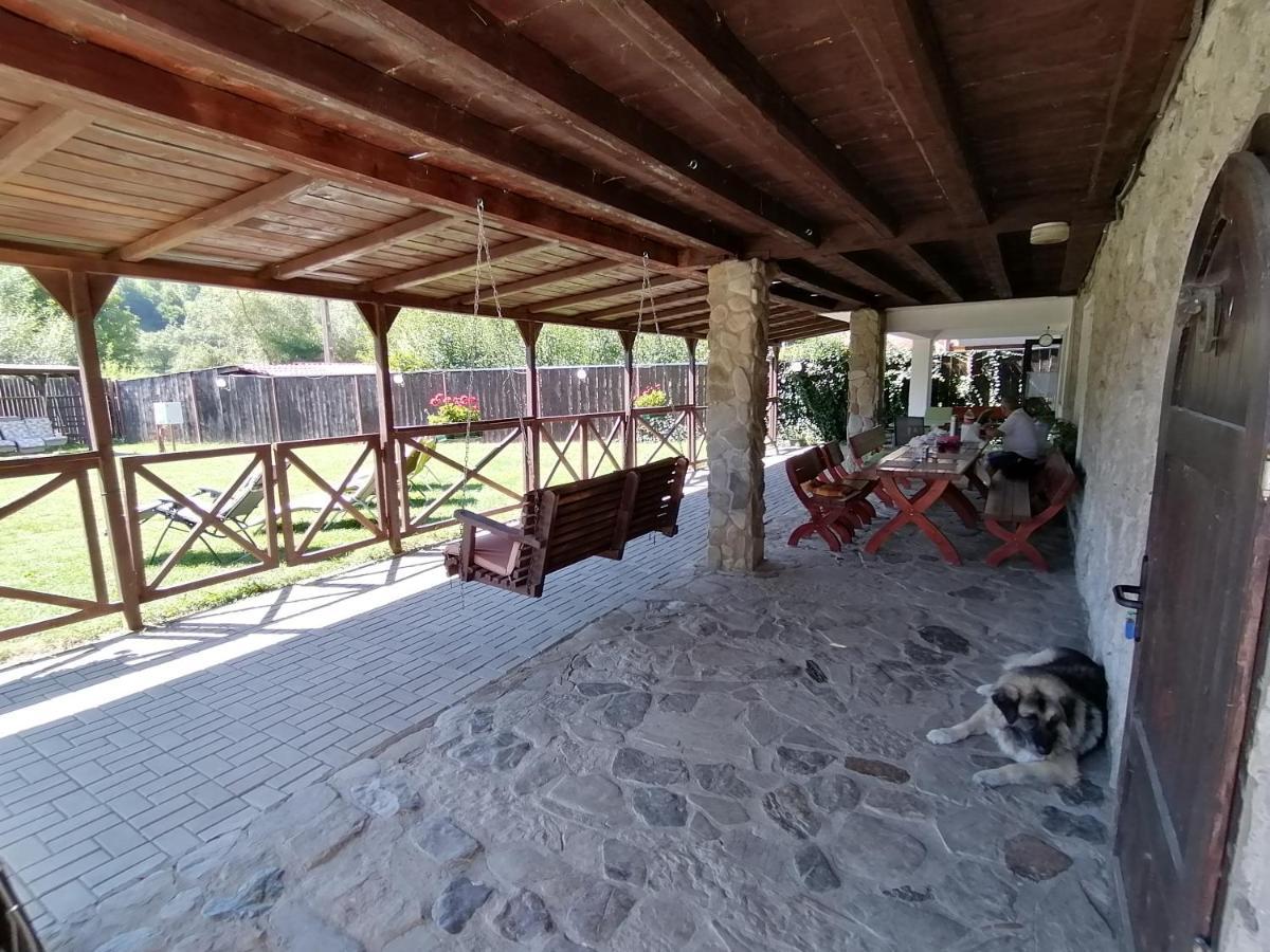 Cabana Poiana Galdei Bagian luar foto