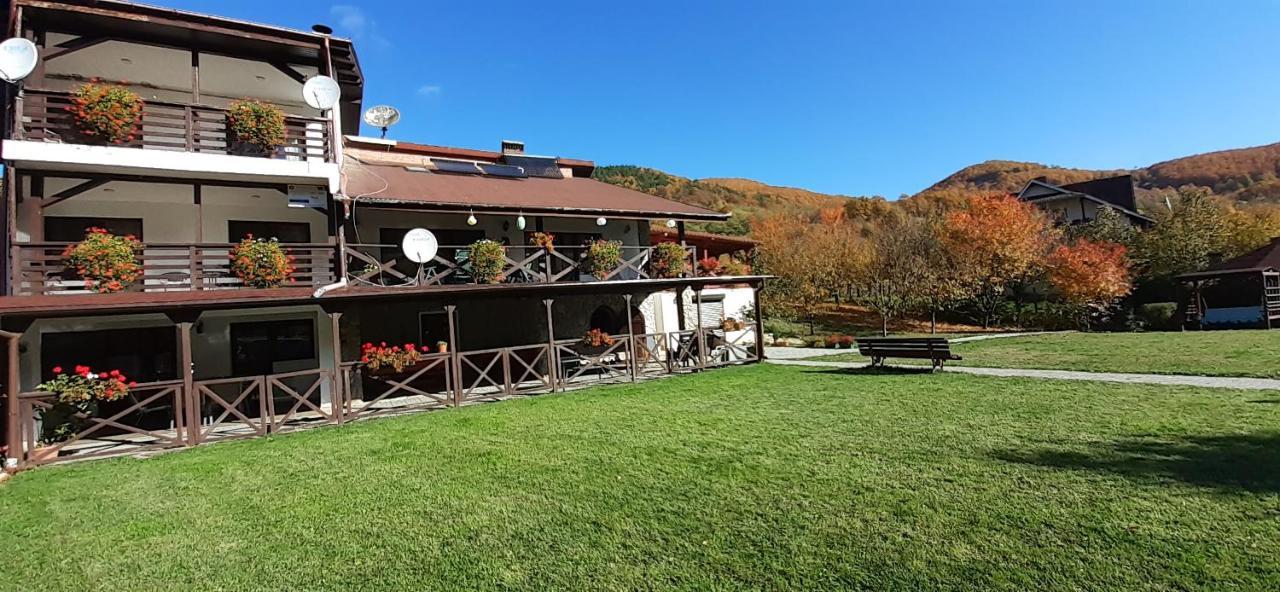 Cabana Poiana Galdei Bagian luar foto